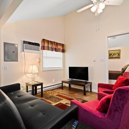 Chardonnay Cottage - Gotl Strip - Cozy & Quaint Geneva Exteriér fotografie